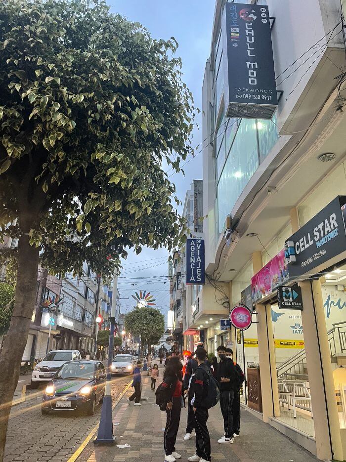 Fachada Otavalo